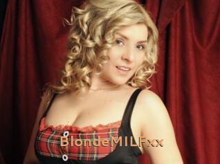 BlondeMILFxx