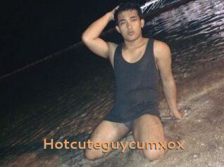 Hotcuteguycumxox