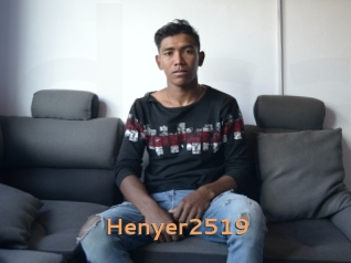 Henyer2519