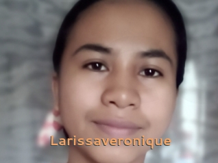 Larissaveronique