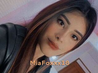 MiaFoxxx18