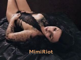 Mimi_Riot