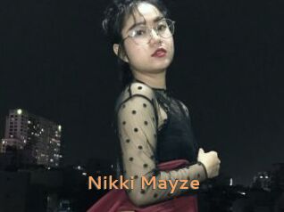 Nikki_Mayze