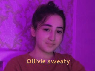 Ollivie_sweaty